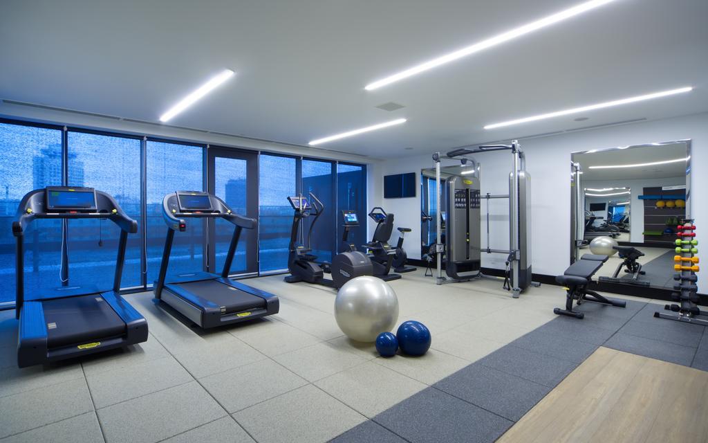 Doubletree By Hilton Minsk Hotel Bagian luar foto The gym at The Ivy Collection